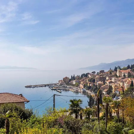 Apartment In With Wi-fi Opatija
